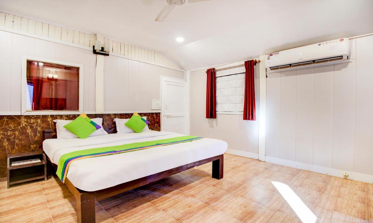 Treebo Trend Ashwem Beach Resort Goa Mandrem Eksteriør billede
